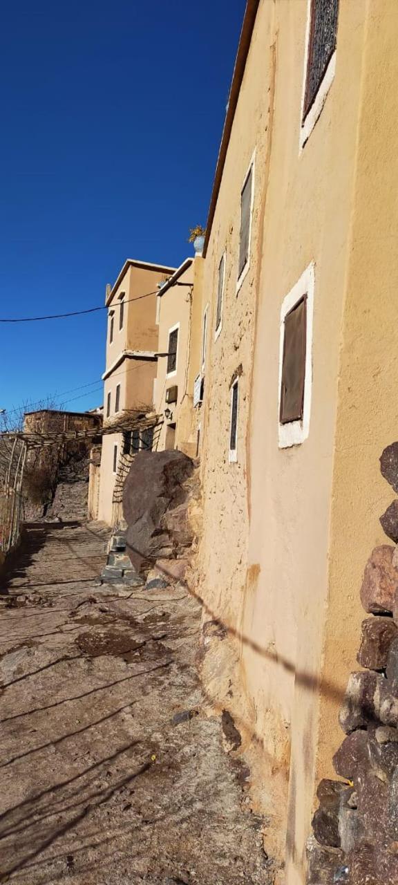Gite Atlas Toubkal Имлиль Экстерьер фото